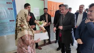 بازدید میدانی دکتر احد بیوته از ۱۰ مدرسه حوزه انتخابیه و اهدای کیتهای آموزشی به ارزش ۳ میلیارد تومان