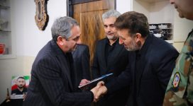 خانه‌ای که بوی ایثار می‌دهد؛ دیدار مسئولان استان با خانواده شهید مهیار ابی‌زاده عموقین
